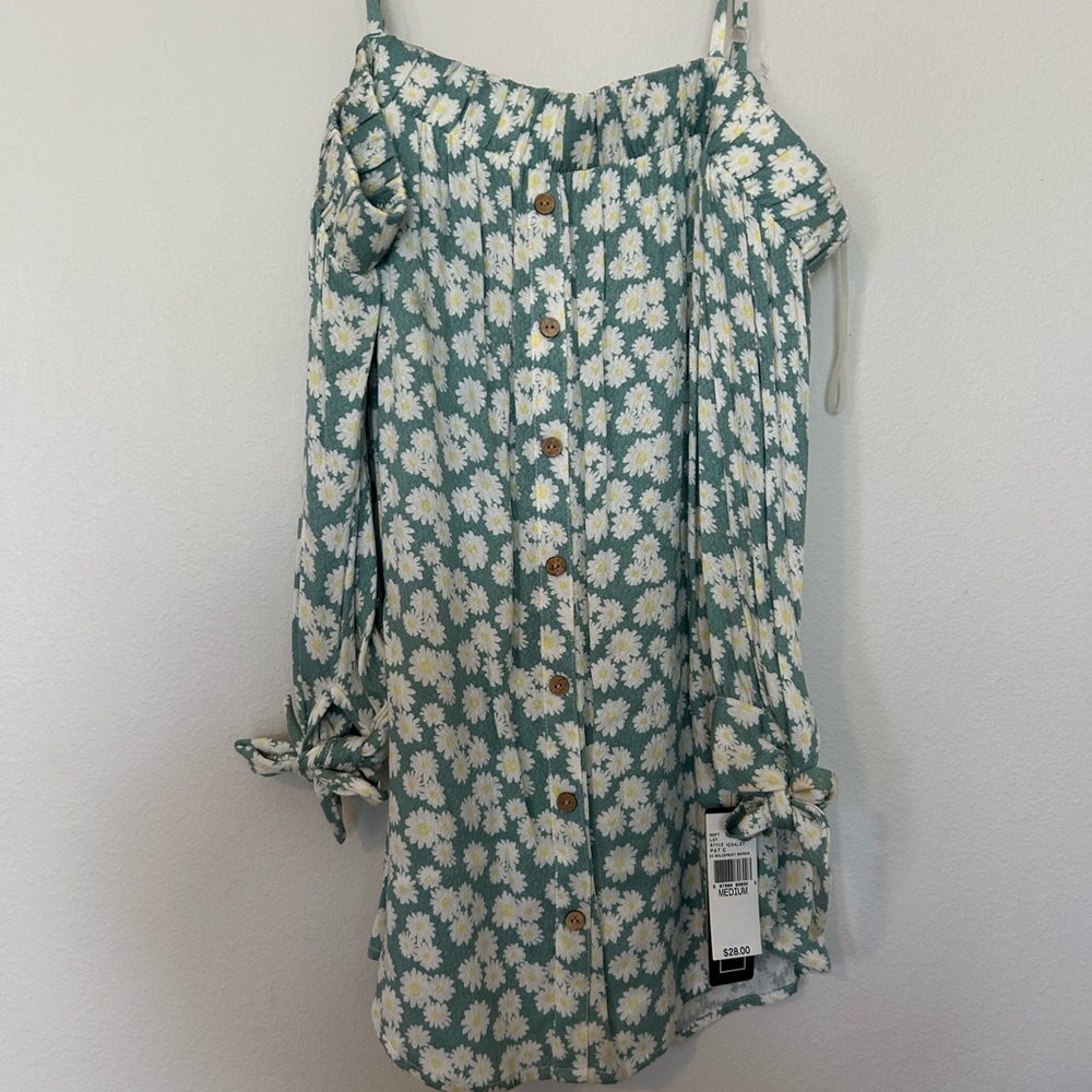 A. Byer Teal With Daisy Floral Design Cold Shoulder Top